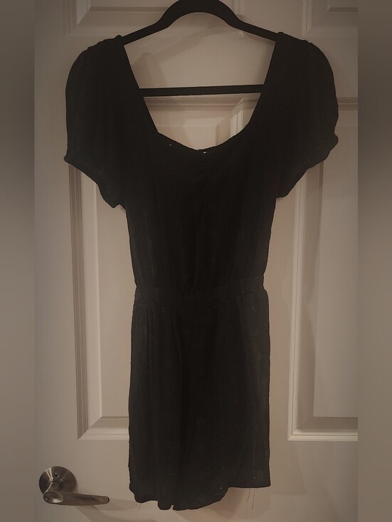 Dex Dresses & Skirts - Classic Black Short Sleeve Women's Summer Romper/Dress. Size Medium.